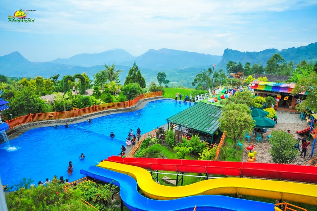 Kolam Berenang Villa Khayangan Tempat wisata kabupaten Bogor